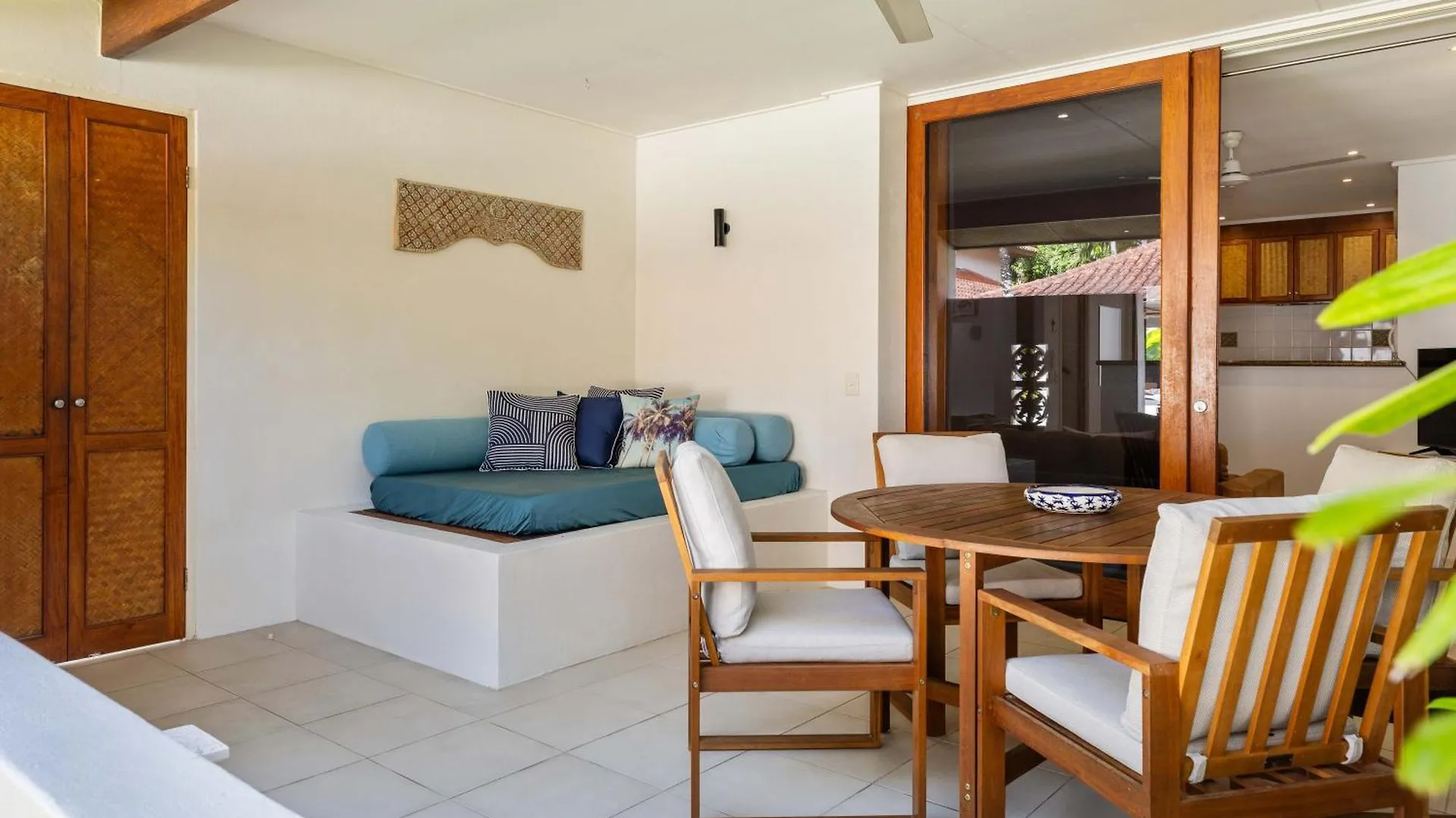 Surya Beachfront Villa Port Douglas Australia