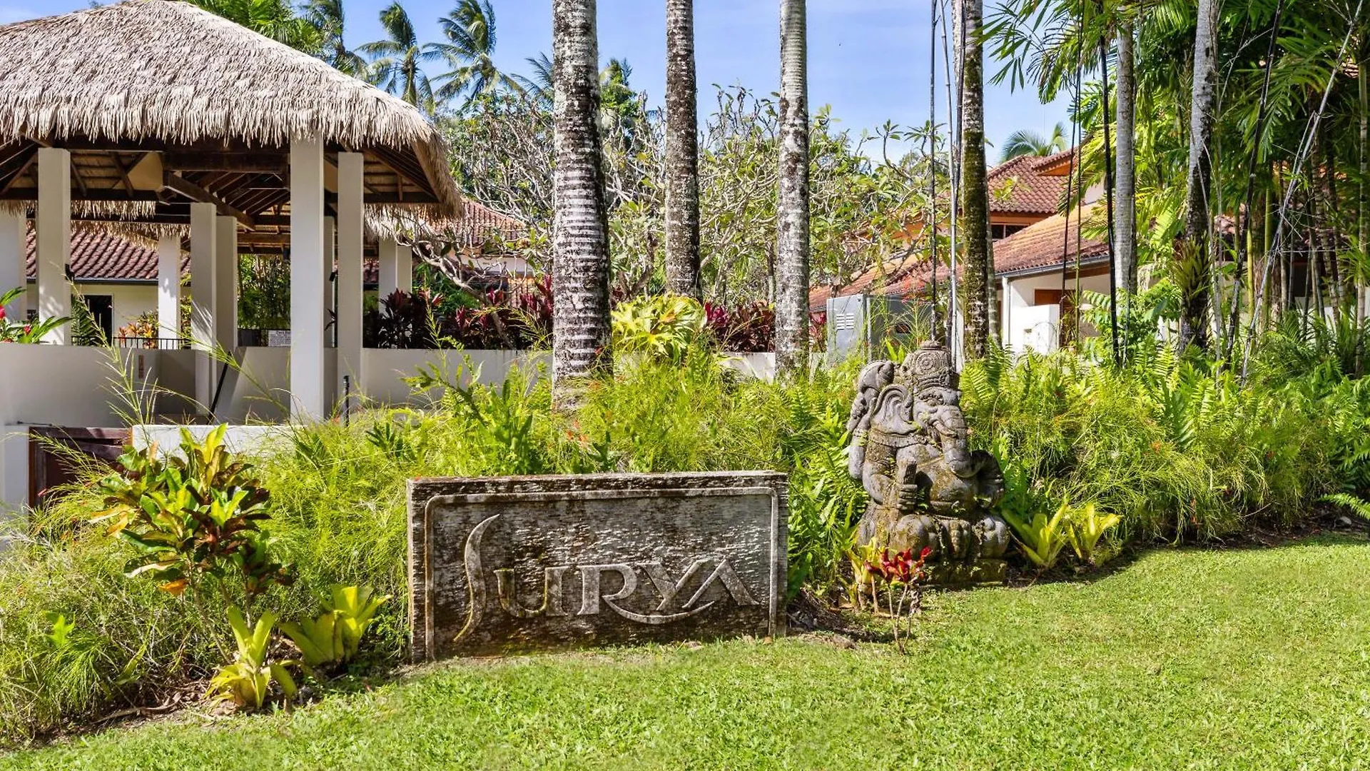 Surya Beachfront Villa Port Douglas Australia